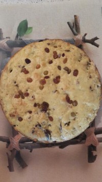 کیک عسلی با کشمش