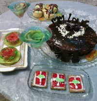 کیک بدون فر ژله تزریقی ژله رزسیب ژله هدیه وکاپ کیک قابلمه ای