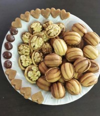 شیرینی گردوروسی