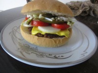 همبرگر خانگی