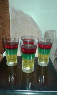 ژله سه رنگ