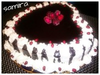 کیک وانیلی با روکش گاناش