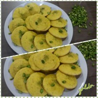 شیرینی پسته ای زعفرانی