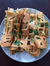 نون پنجره ایی با اسفناج.
