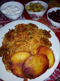 اسپاگتی با سیر، فلفل و لیمو