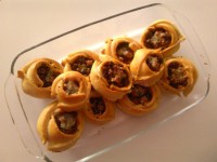 پیراشکی گوشت به شکل گل رز