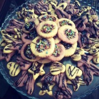 شیرینی فندقی شکلاتی