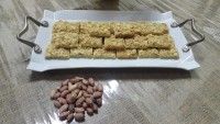بیسکویت بادام زمینی و شکلات