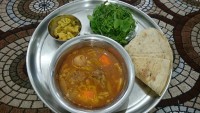 ...آبگوشت بامیه...