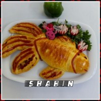 پیراشکی گوشت مدل ماهی