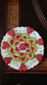 بیسکوییت هندوانه ای شب یلدا