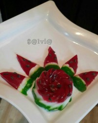 اینم ژله های یلدایی من یلداتون مبارک دوستای گلم