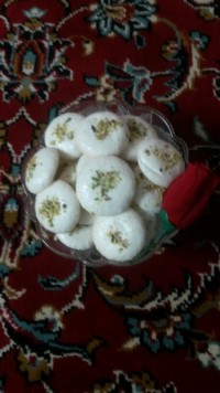 شیرینی برفی