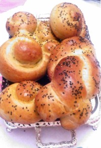 نان عسلی صبحانه