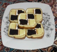 شیرینی دورنگ