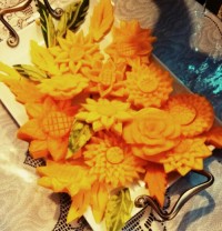 کدو حلوایی حکاکی شده