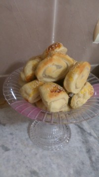شیرینی گل محمدی