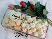 شیرینی مرنگ و گردویی