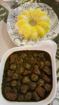 خورش گوجه سبز