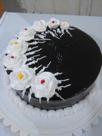 کیک باروکش گاناش