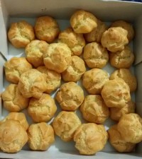 نان خامه ای قیفی