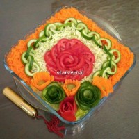 تزیین سالاد کاهو و کلم