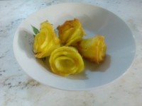 گل رز با سیب زمینی