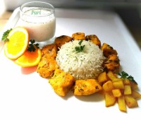 مرغ با سبزیجات مزه دار شده