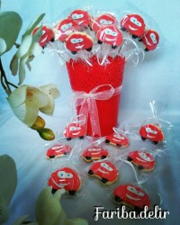 کوکی با تزیین فوندانت