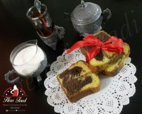 کیک وانیلی شکلاتی