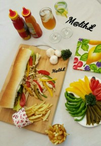 ساندویچ مرغ و قارچ