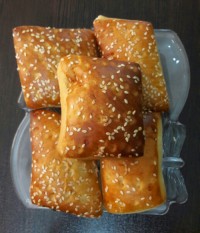 اینم شیرینی واسه عصرونه ما