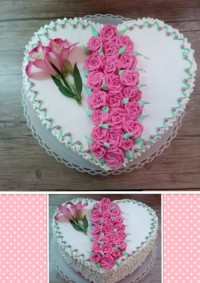 کیک اسفنجی با تزیین خامه