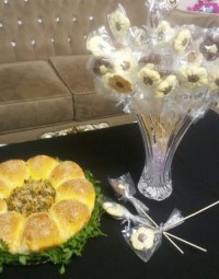 پیراشکی گوشت وشیرینی پاپا تیا