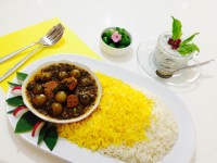 خورش گوجه سبز