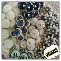 شیرینی نخودچی با پسته