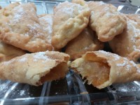 پیراشکی میوه ای