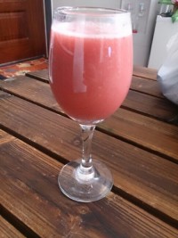 میکس هندوانه و توت فرنگی