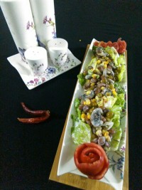 سالاد گندم و سبزیجات