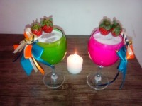 اسموتی توت فرنگی با ماست و شیر