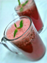 آب هندوانه و نعنا