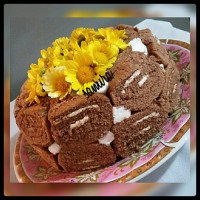 شارلوت بستنی