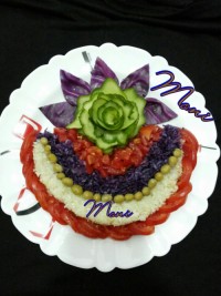 سالاد کلم و نخود فرنگی