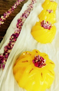 مسقطی زعفرانی