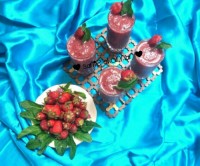 میکس هندوانه و توت فرنگی