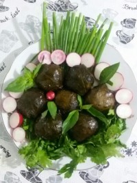 دلمه ی برگ انگور