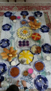 یه شام خوب کنار خانواده ی خوبم
