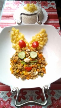 خورش قارچ و گوشت چرخ کرده