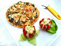 پیتزا مرغ و قارچ (کاری)