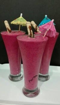 شیک تمشک و شکلات